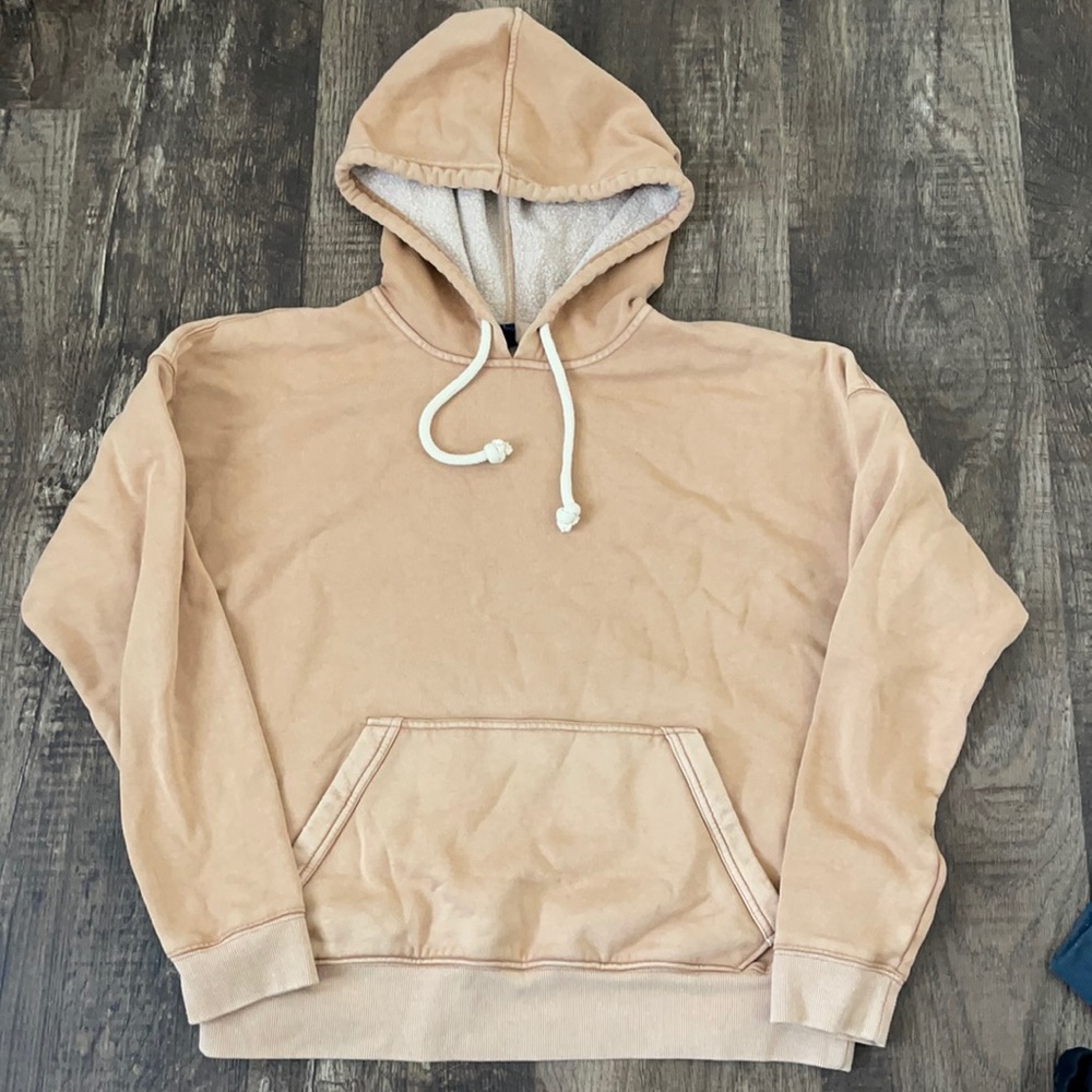 Universal threads sweatshirt
